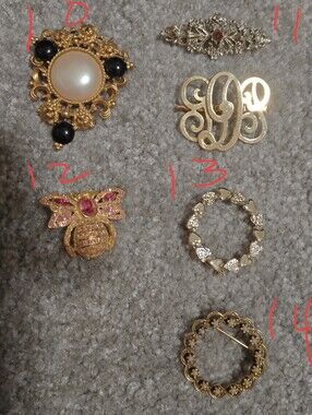 Gold-Tone Vintage Style Brooch Collection - ratcatcher Accents, vintage